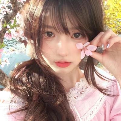 裸女林